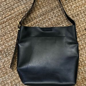 NWT Madewell The Essential Bucket Tote - tall black
